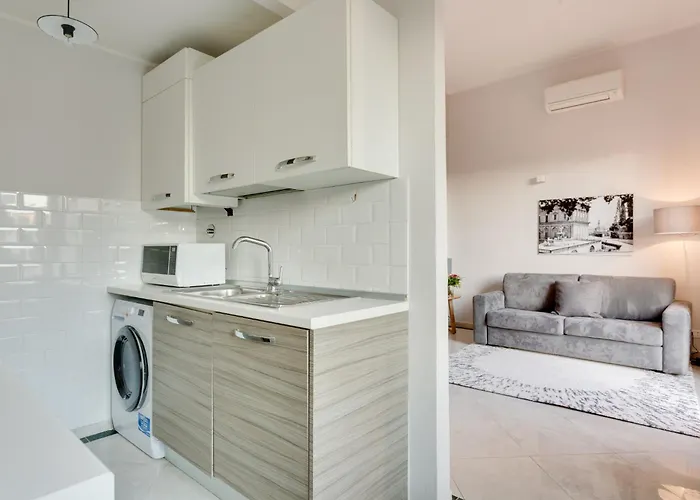 Florence- Alfani Views *