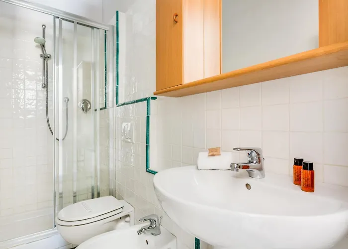 Florence- Alfani Views *