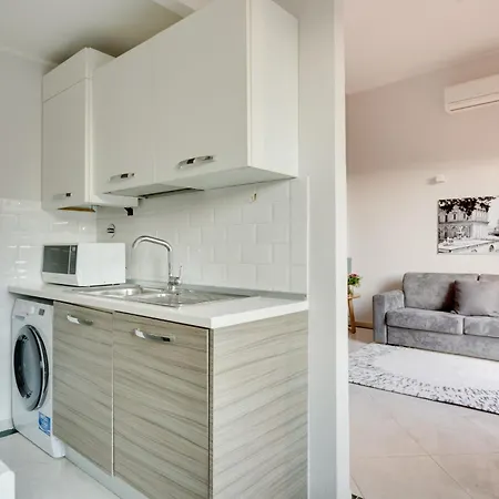 Florence- Alfani Views *